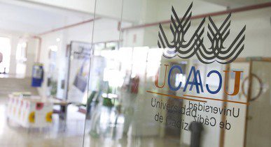 logoucauniversidadcristalera15