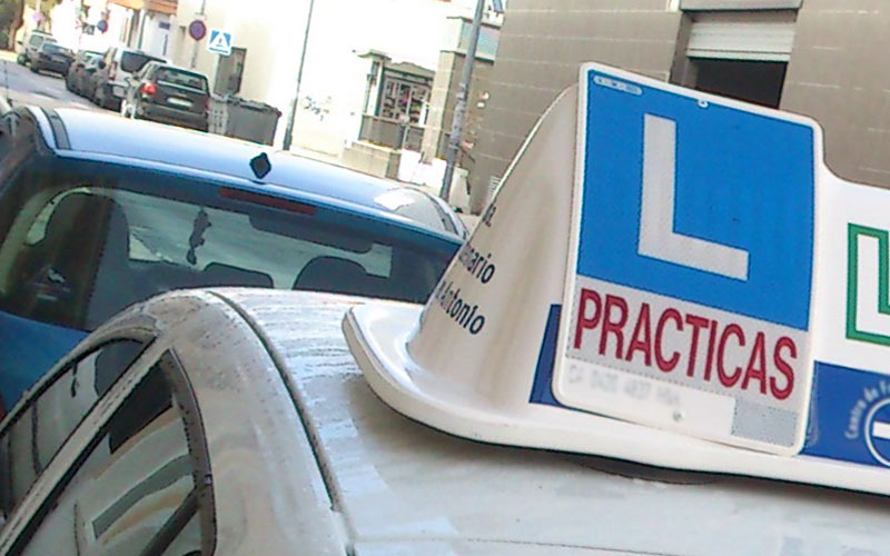 La Autoridad Portuaria autoriza unas pistas provisionales para prácticas de autoescuela en la