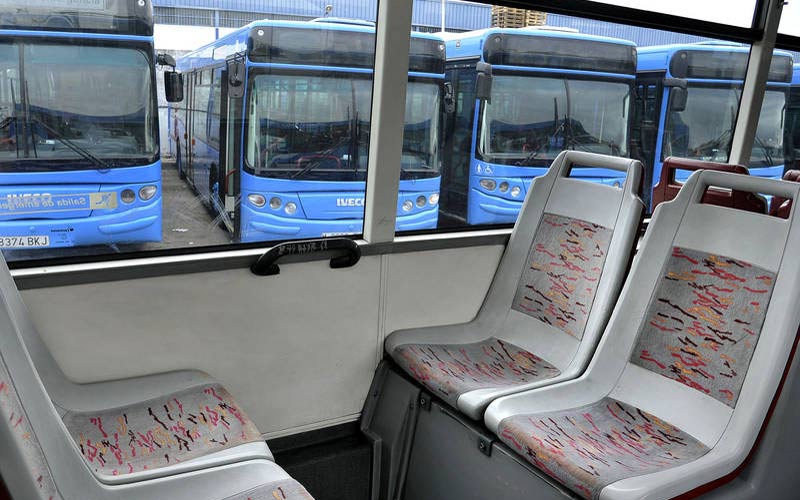 La Oficina De Atención Al Usuario De Los Autobuses Urbanos Se Traslada A Corredera Con Horarios Ampliados Y Mayor Accesibilidad Diario Bahía De Cádiz