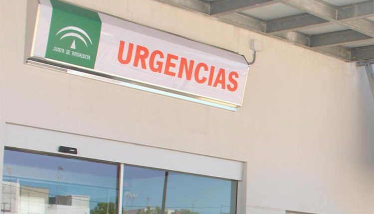 Reclaman la presencia de un vigilante después de que un hombre con las manos ensangrentadas amenazara a sanitarios  en el centro de salud La Milagrosa