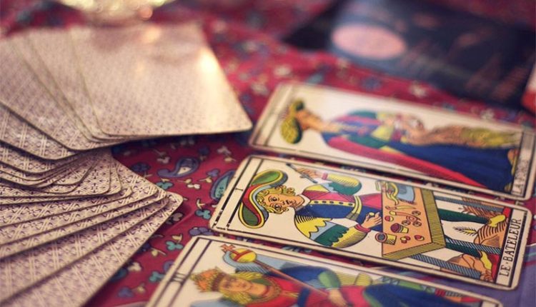 Adivina Como Sera Tu Futuro Con Las Cartas Del Tarot Diario Bahia De Cadiz