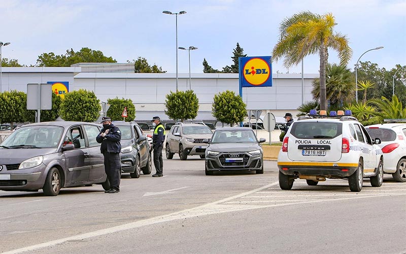 Advierten del déficit de policías locales en Chiclana, y el PP acusa a Román de “obviar” una “inseguridad cada vez mayor en la ciudad”