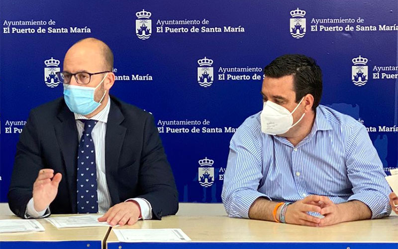 Exigen dimisiones en el bipartito portuense al trascender la deuda de 882.000 euros con la concesionaria del servicio de ayuda a domicilio