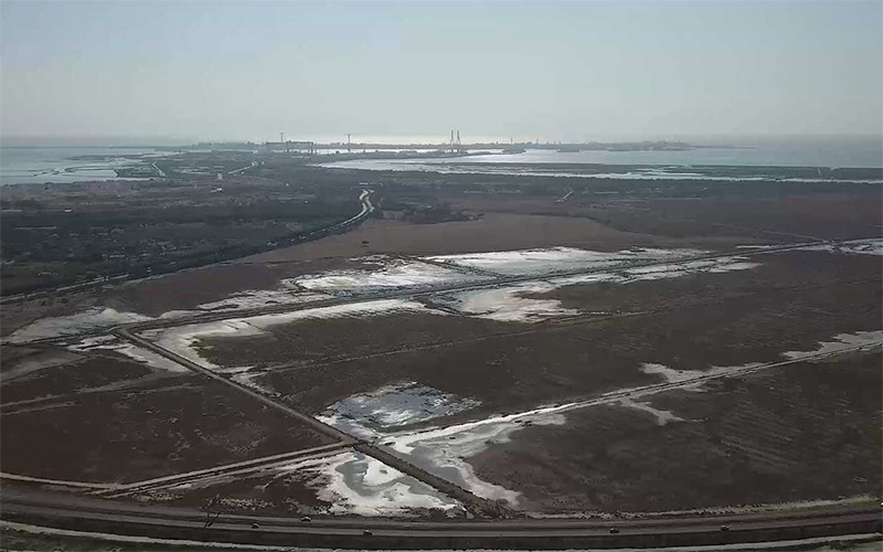 Una empresa británica persigue desarrollar una planta de producción de hidrógeno verde en la Bahía de Cádiz, en los suelos de Las Aletas