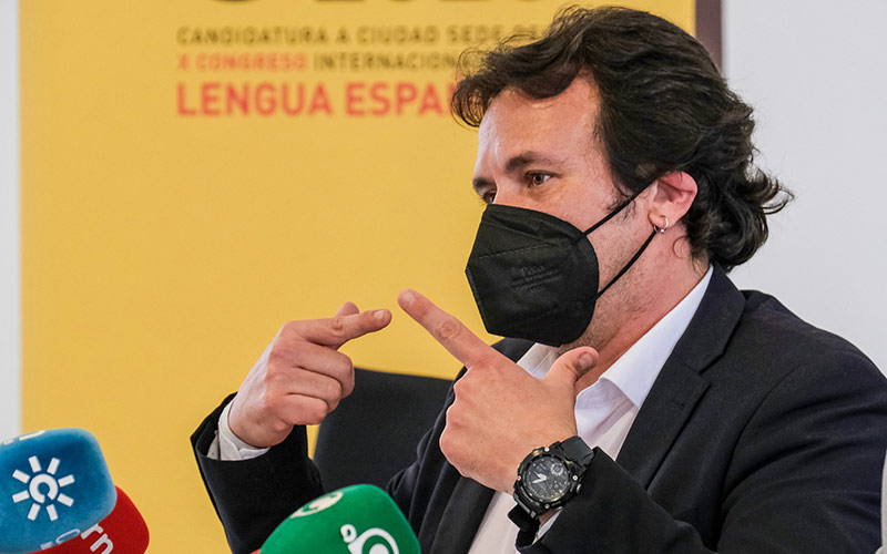“Cádiz no puede seguir siendo rehén de los intereses particulares sindicalistas”; el alcalde insta a desbloquear el acuerdo regulador