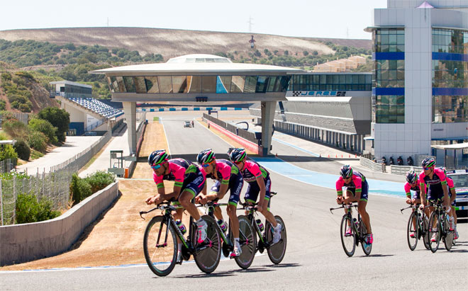 Algunos equipos han entrenado estos días en el circuito jerezano / FOTO: Circuito de Jerez