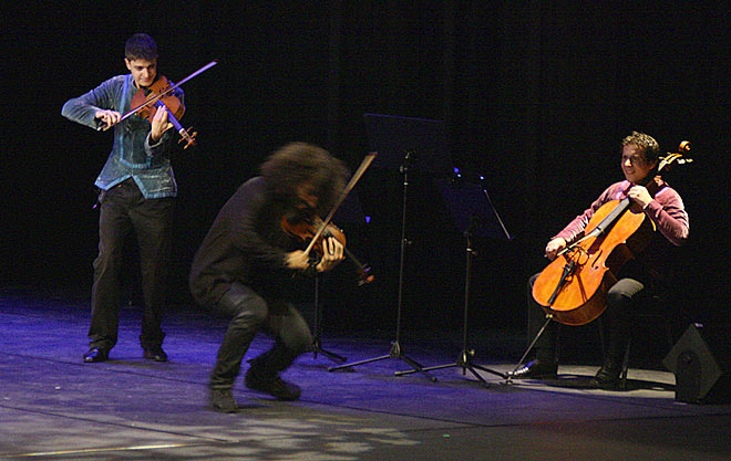 fitobracorellamalikianoct14-3