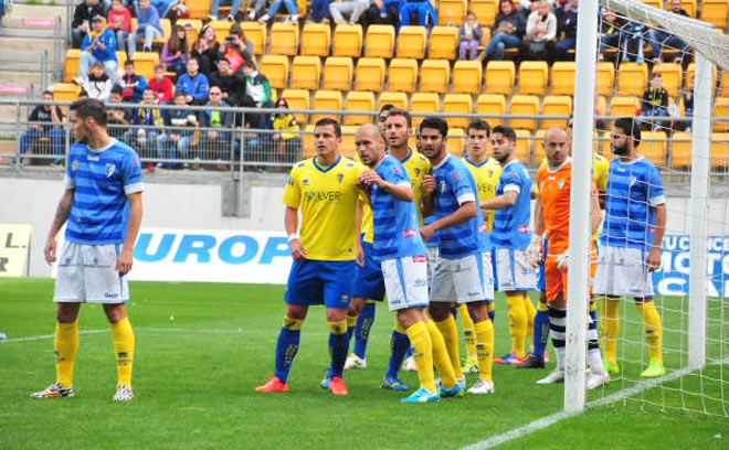 El canario gozó de numerosas ocasiones de gol / FOTO: Eulogio García