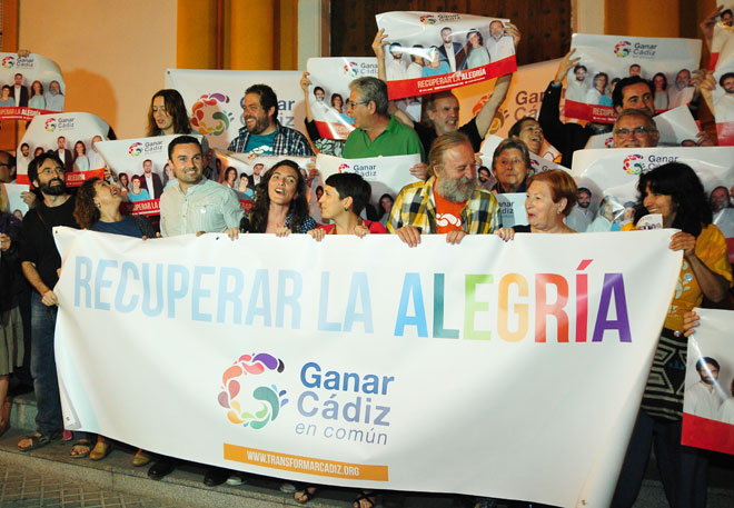 Los compañeros de la candidatura durante el inicio de campaña en un lugar simbólico para la plataforma / FOTO: Eulogio García
