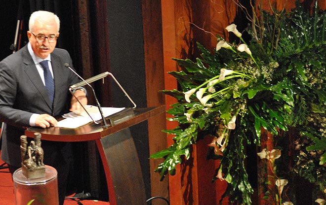 Jiménez Barrios, durante su discurso, orgulloso de ser gaditano y andaluz / FOTO: DBC