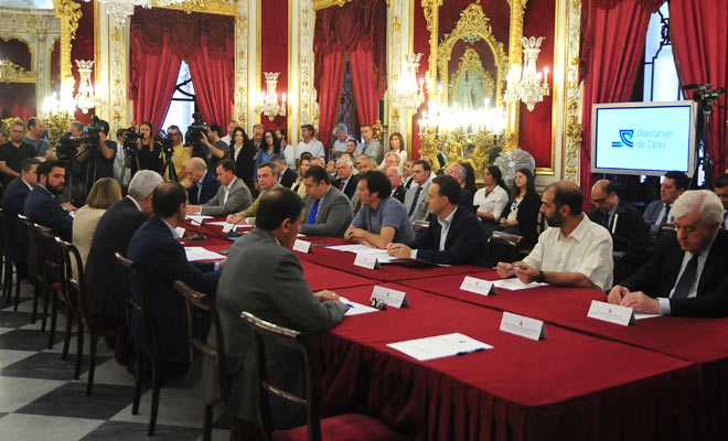 Un momento del acto formal celebrado en el salón Regio / FOTO: Eulogio García