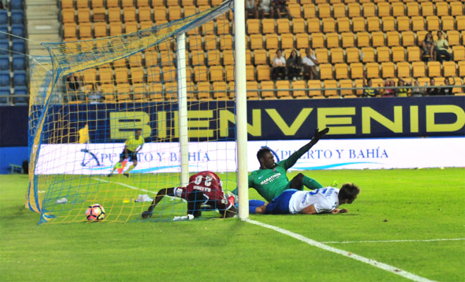 El combinado nigeriano supo empatar, pero luego se llevaba la goleada / FOTO: Eulogio García