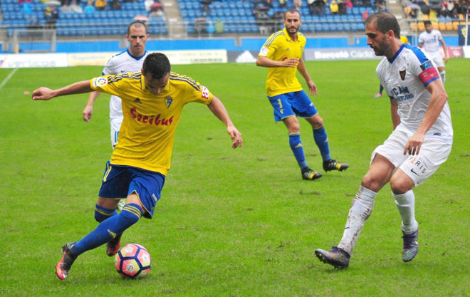 Álvaro, en una de las internadas por la banda / FOTO: Eulogio García