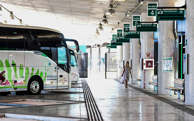 La terminal cuenta con ocho dársenas / FOTO: Eulogio García