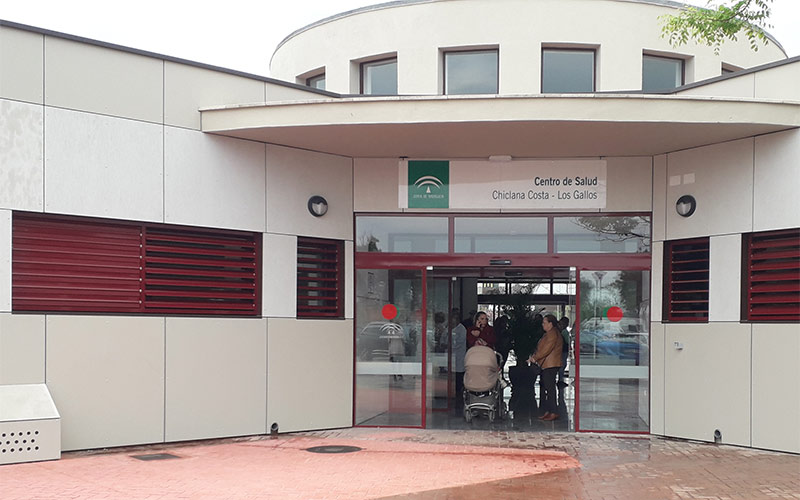 Entrada principal del centro de salud / FOTO:  Ayto.