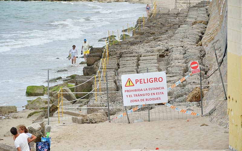 La zona de los bloques acotada meses atrás / FOTO: Eulogio García