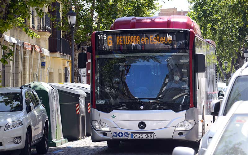 Uno de los nuevos autobuses de la flota jerezana / FOTO: Ayto.