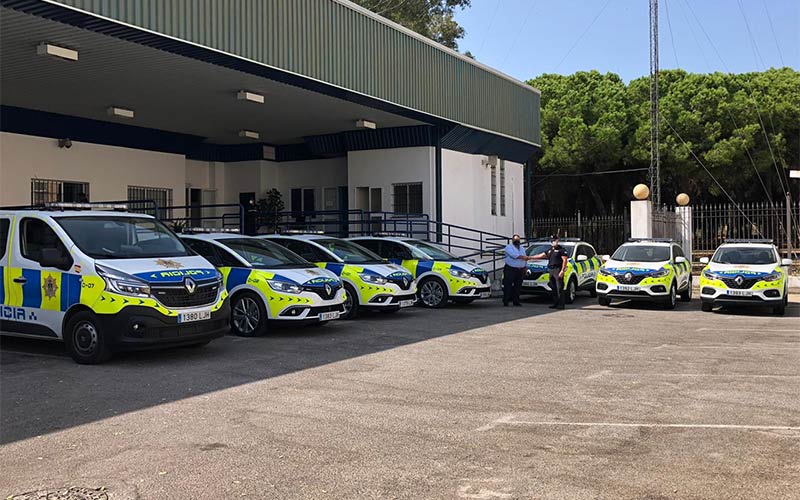 Flota de vehículos policiales en la Jefatura / FOTO: Ayto.