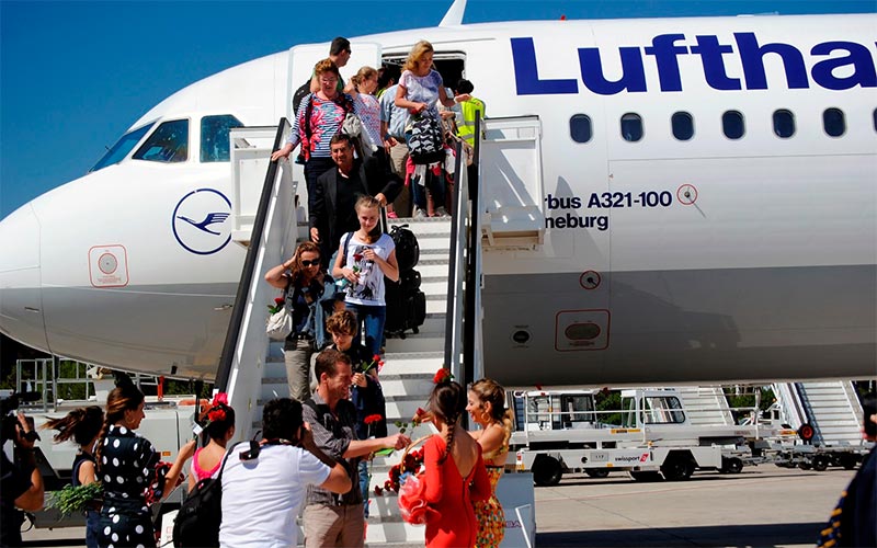 Vuelos recién aterrizado en Jerez con turistas alemanes