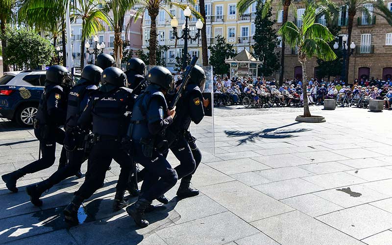 Una pasada exhibición de antidisturbios / FOTO: Eulogio García
