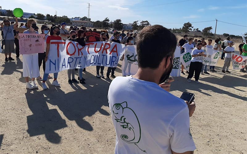 Concentración antitaurina celebrada el pasado otoño en Chiclana