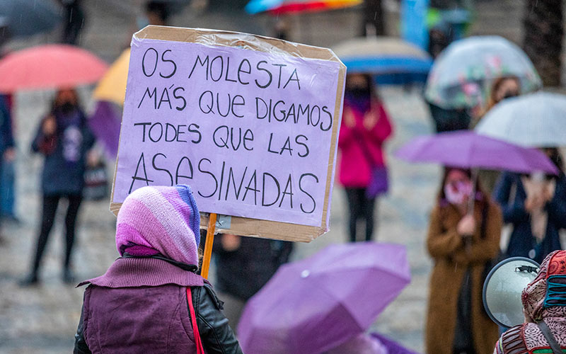 Una pasada concentración en Cádiz contra la violencia de género / FOTO: Eulogio García