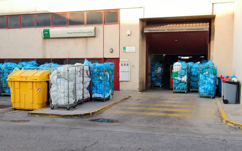 La lavandería funciona en el recinto exterior de la Zona Franca