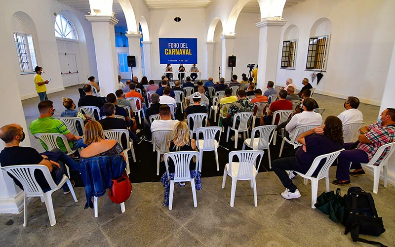 Uno de los Foros del Carnaval celebrados años atrás / FOTO: Eulogio García