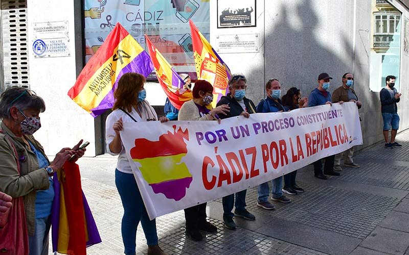 Una pasada concentración por la República en la capital / FOTO: Eulogio García