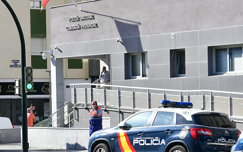 Entrada a la actual Comisaría de la avenida / FOTO: Eulogio García