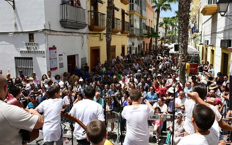 Una de las estampas que dejó la fiesta pre Carnaval celebrada días atrás en la Viña / FOTO: Eulogio García