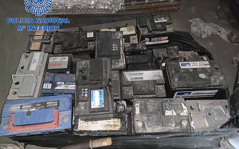 Varias de las baterías sustraídas y recuperadas / FOTO: Policía Nacional