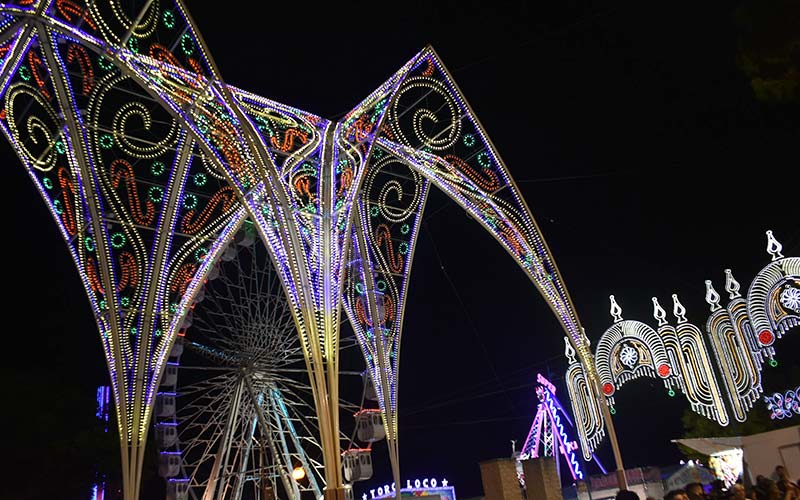 Detalle del alumbrado de la feria 2022 / FOTO: Ayto.