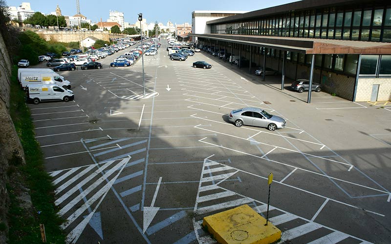 Aparcamiento norte anexo a la estación, hoy día / FOTO: Eulogio García