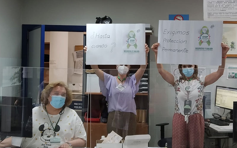 Improvisada protesta de parte del personal de centro de salud / FOTO: CSIF