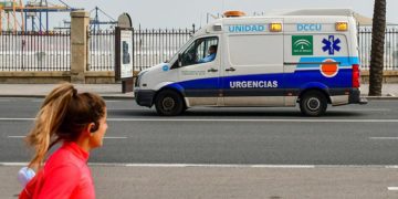 Una de las UVI Móvil que opera en la capital / FOTO: Eulogio García