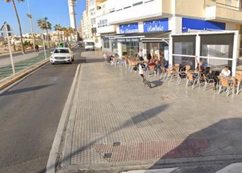 Uno de los tramos de acerado ampliados