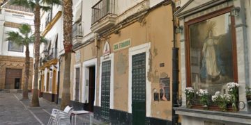 Detalle de la calle de La Palma, con la iglesia al fondo