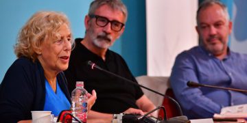 Un momento de la charla inaugural / FOTO: Eulogio García