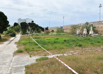 Interior del clausurado cementerio municipal / FOTO: Eulogio García