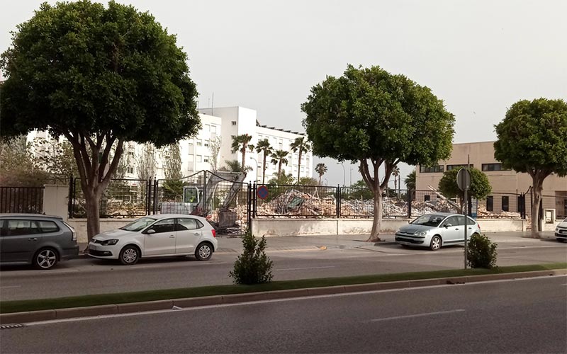 En mayo se derribaba el edificio del IMPI y las naves / FOTO: DBC