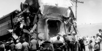 Una de las fotos del accidente reproducidas en el documental / FOTO: Diputación