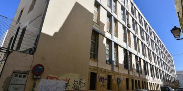 Fachada de la antigua Escuela de Ingeniería / FOTO: Eulogio García