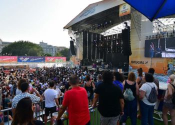 Uno de los conciertos todavía de tarde / FOTO: Eulogio García