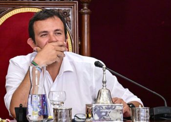 El alcalde presidiendo el pleno de julio / FOTO: Eulogio García