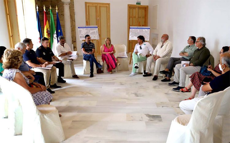 Reunión con colectivos vecinales del barrio / FOTO: Ayto.