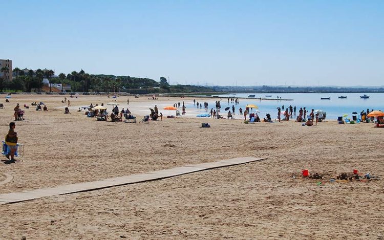 Detalle de la playa de La Cachucha / FOTO: Ayto.