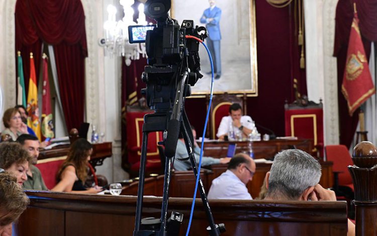 Un momento de la sesión plenaria / FOTO: Eulogio García