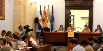 Un momento del pleno mensual / FOTO: Ayto.