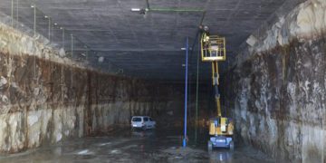 Operando en el túnel tras lograr su desecación / FOTO: APBC